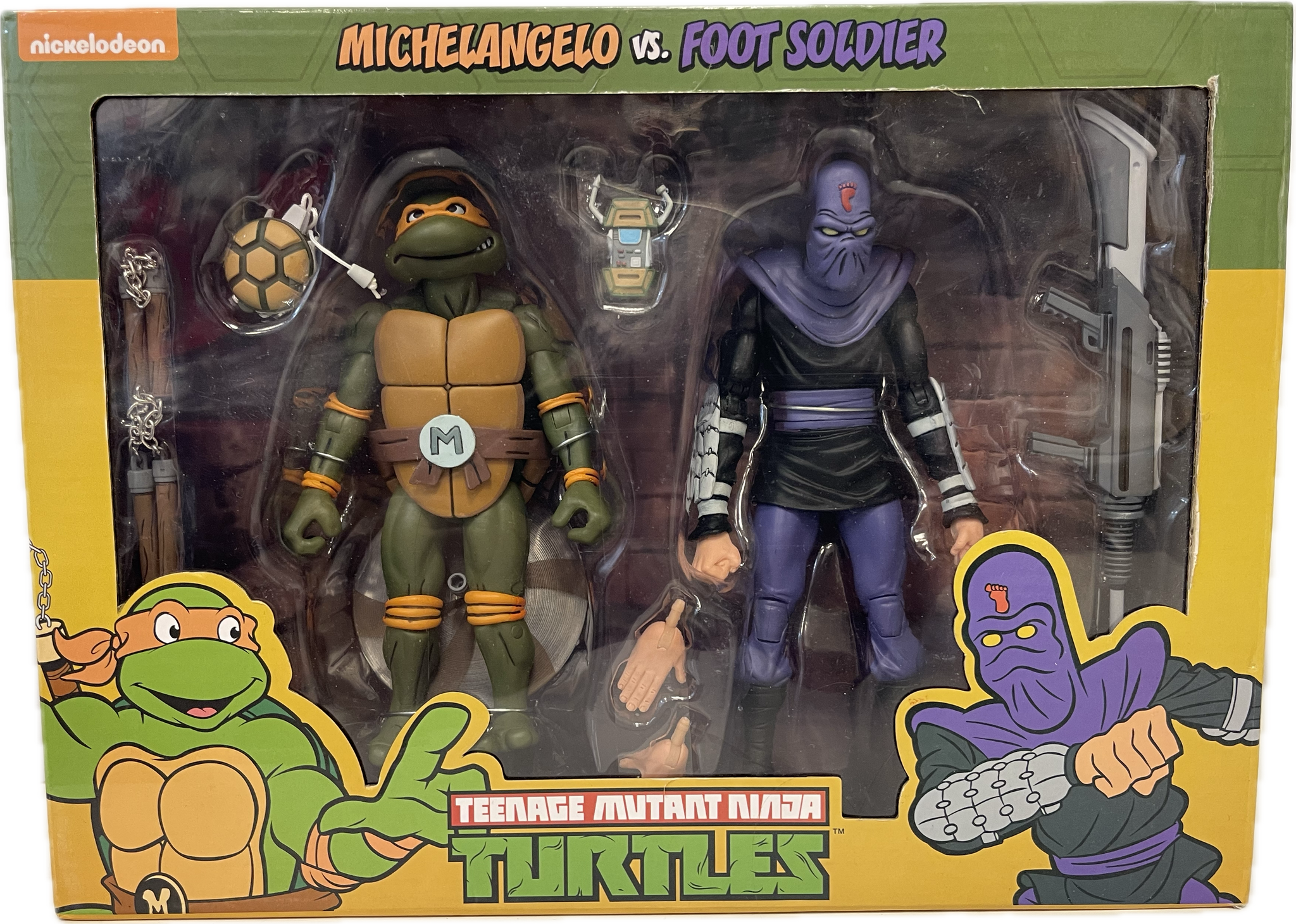 Teenage Mutant Ninja Turtles Michelangelo VS. Foot Soldier