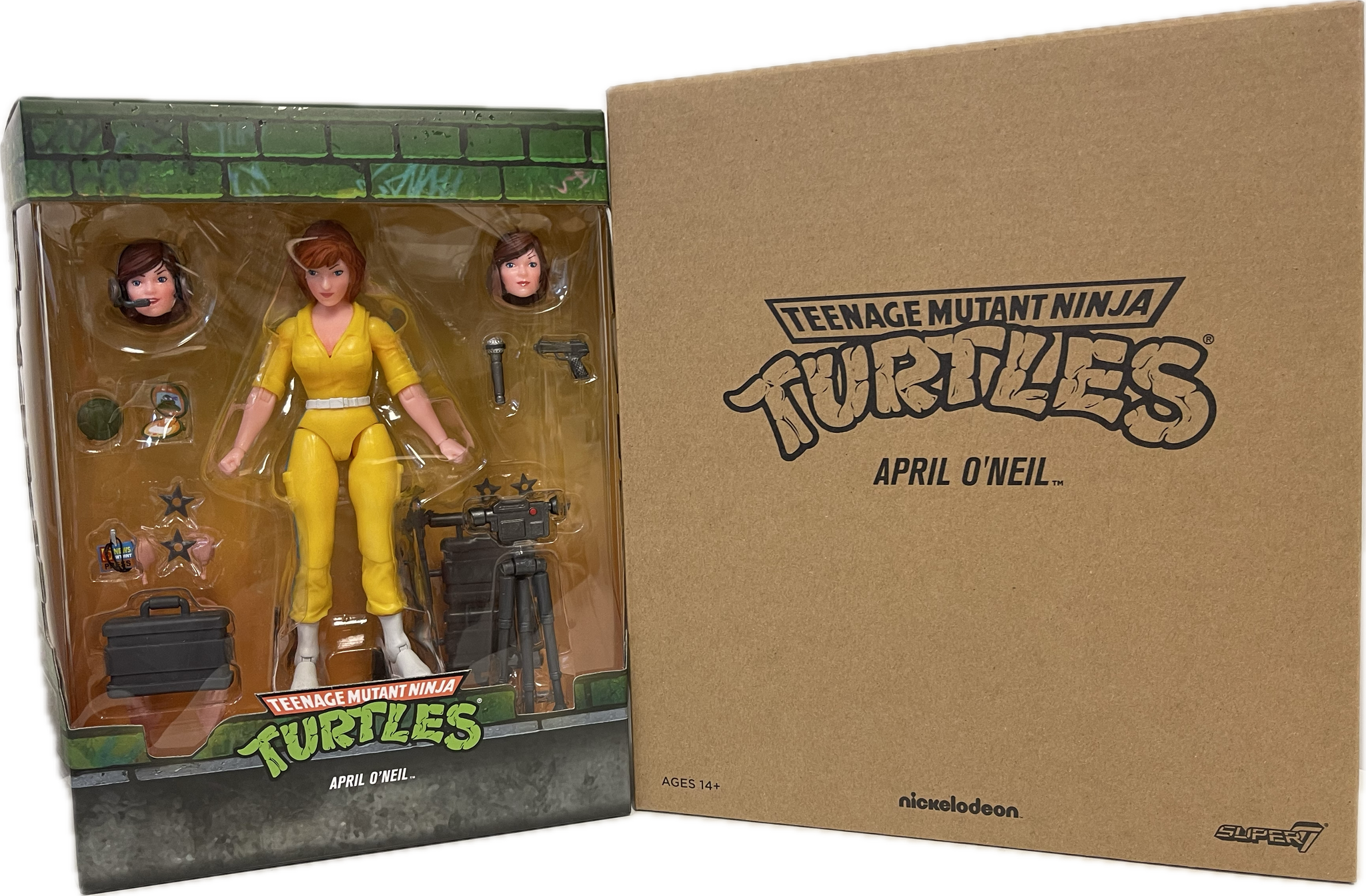 Teenage Mutant Ninja Turtles April O'Neil