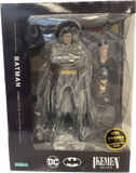 IKEMEN Series Batman Statue