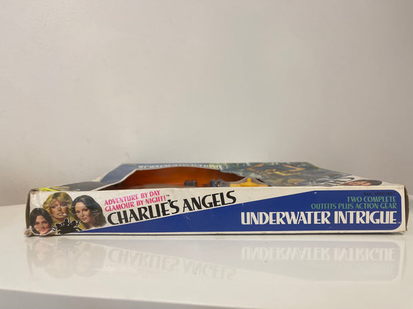 Charlie's Angels Underwater Intrigue Two Complete Outfits Plus Action Gear Set Vintage