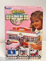 Dixie's Diner Drive-In Playset