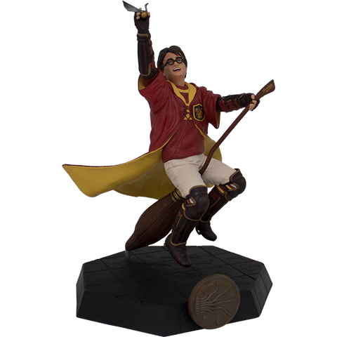 Harry Potter in Quidditch Uniform PVC Figure