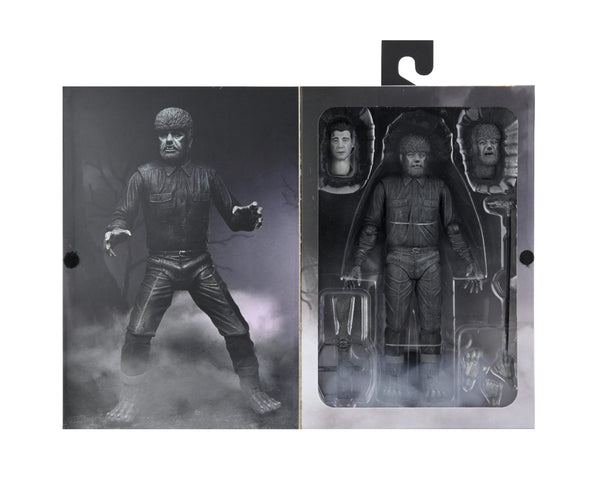 Universal Monsters – 7″ Scale Action Figure – Ultimate Wolf Man (Black & White)